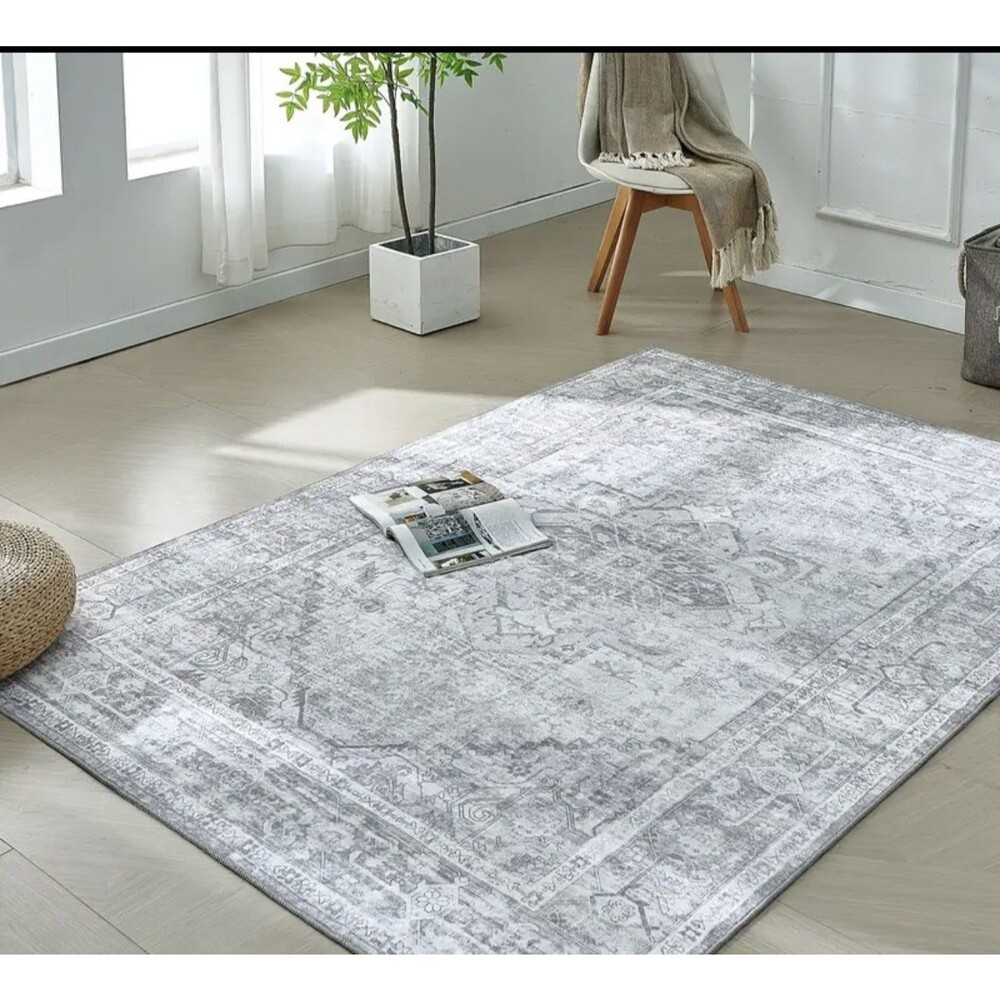 New Medium Area Rug 4*6 FT